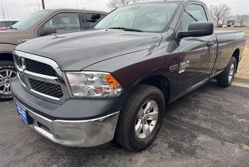 2014 Ram 1500 Tradesman photo 1