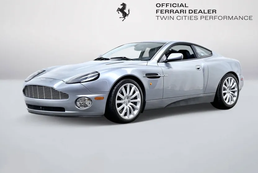 2003 Aston Martin Vanquish AMV03 photo 1