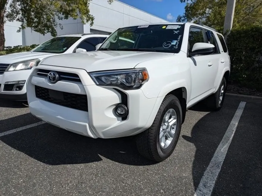 2024 Toyota 4Runner SR5 photo 1