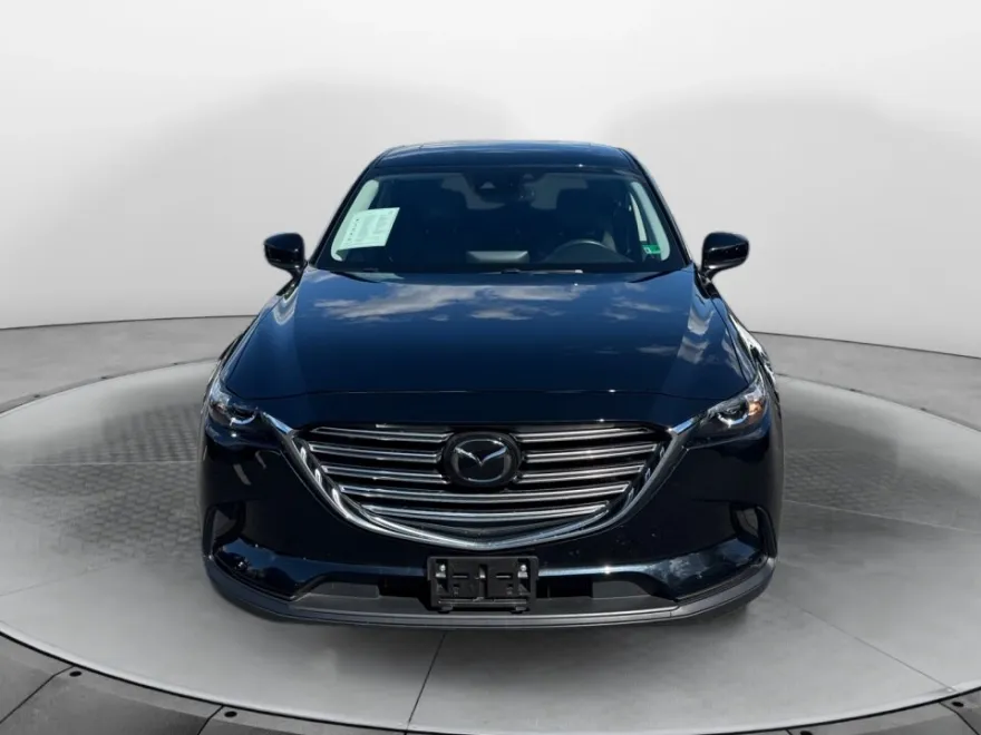 2023 Mazda CX-9 Touring photo 1