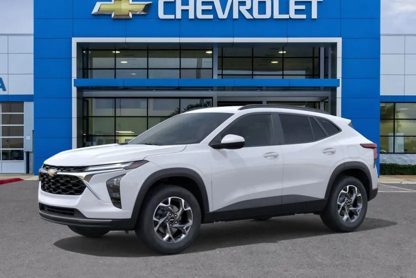 2026 Chevrolet Trax LT photo 1