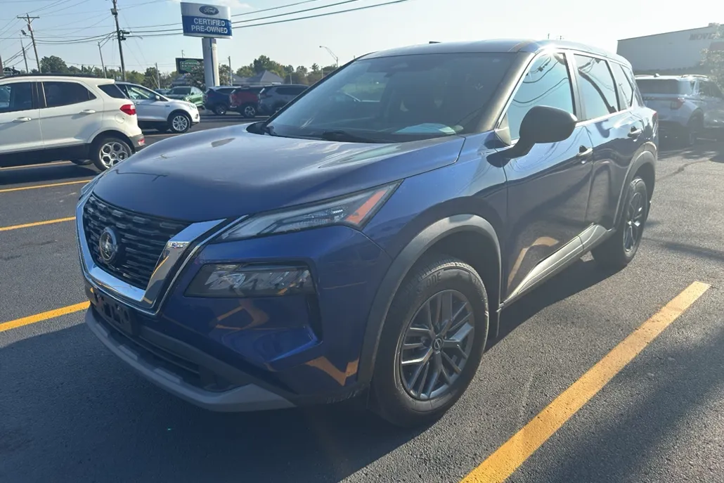 2022 Nissan Rogue S photo 1