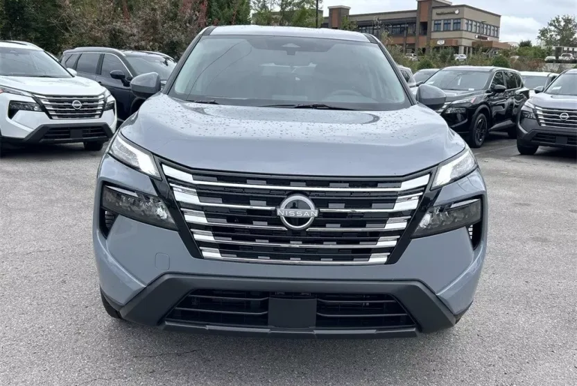 2026 Nissan Rogue SV photo 1