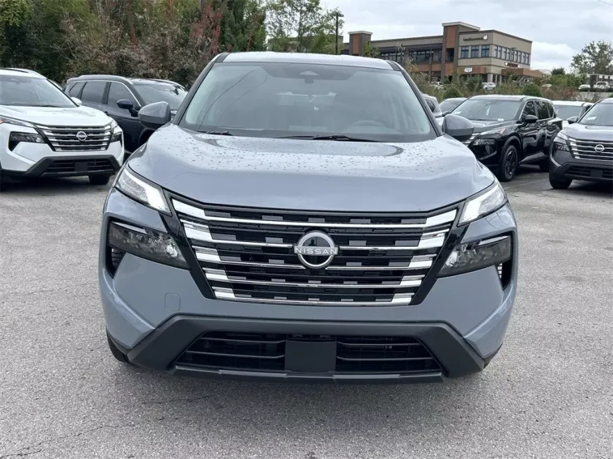 2026 Nissan Rogue SV photo 1
