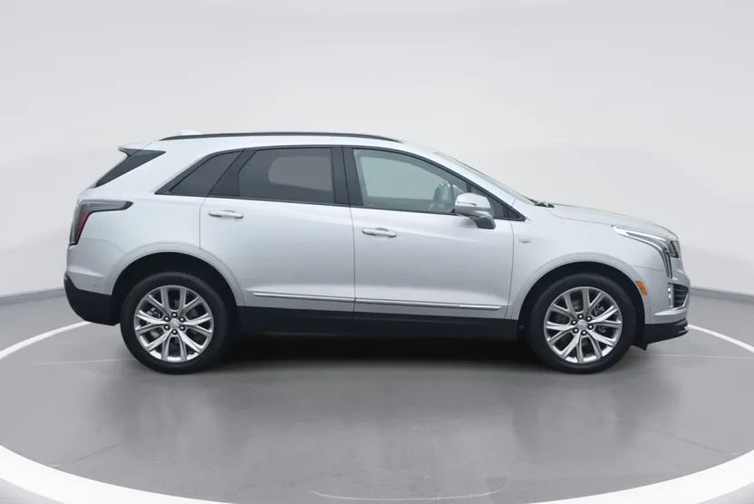 2020 Cadillac XT5 Platinum Sport photo 1