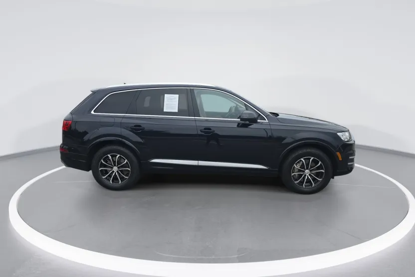 2017 Audi Q7 3.0T Premium photo 1