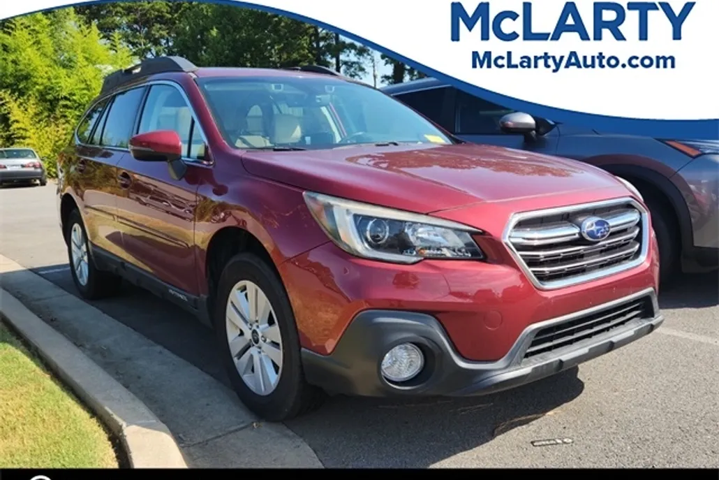 2018 Subaru Outback 2.5i Premium photo 1