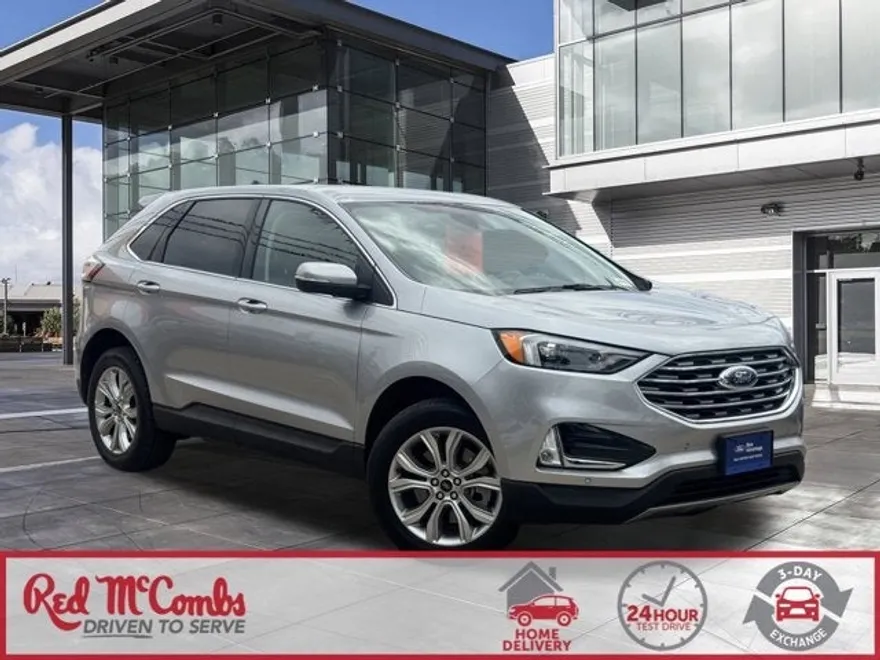 2024 Ford Edge Titanium photo 1