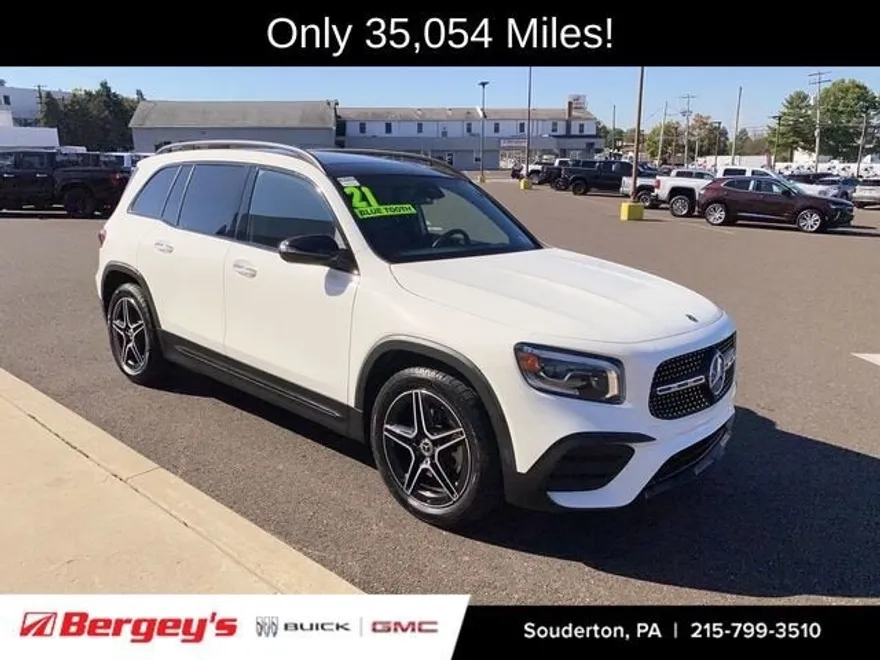 2021 Mercedes Benz GLB 250 4MATIC photo 1