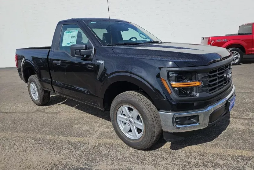 2025 Ford F-150 XL photo 1