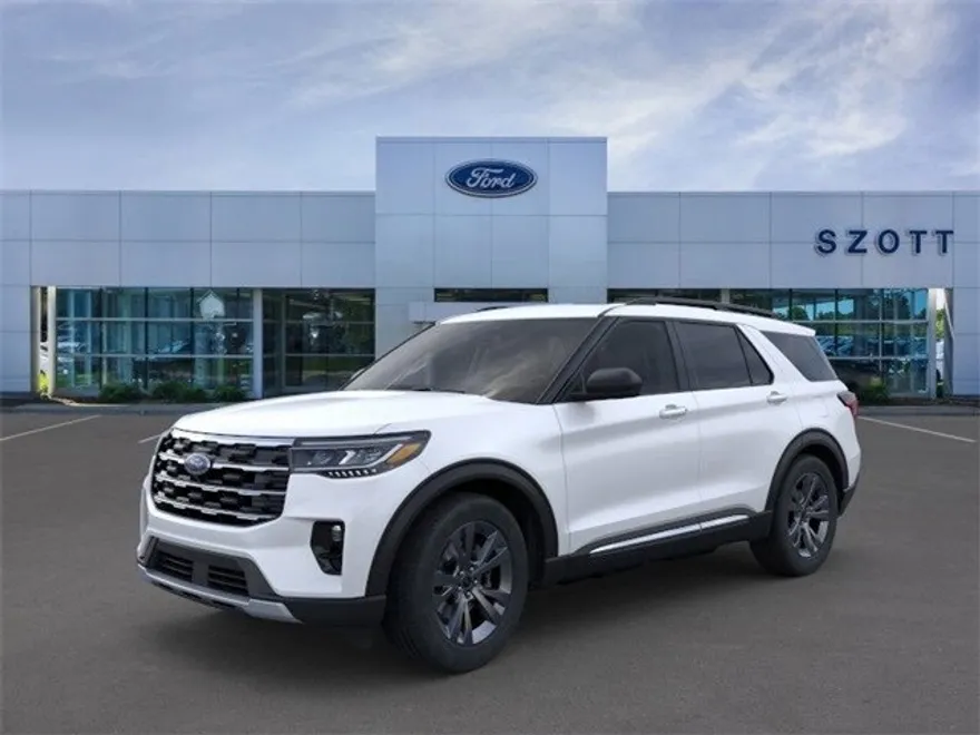 2025 Ford Explorer photo 1