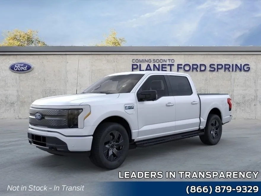 2025 Ford F-150 Lightning Lariat photo 1