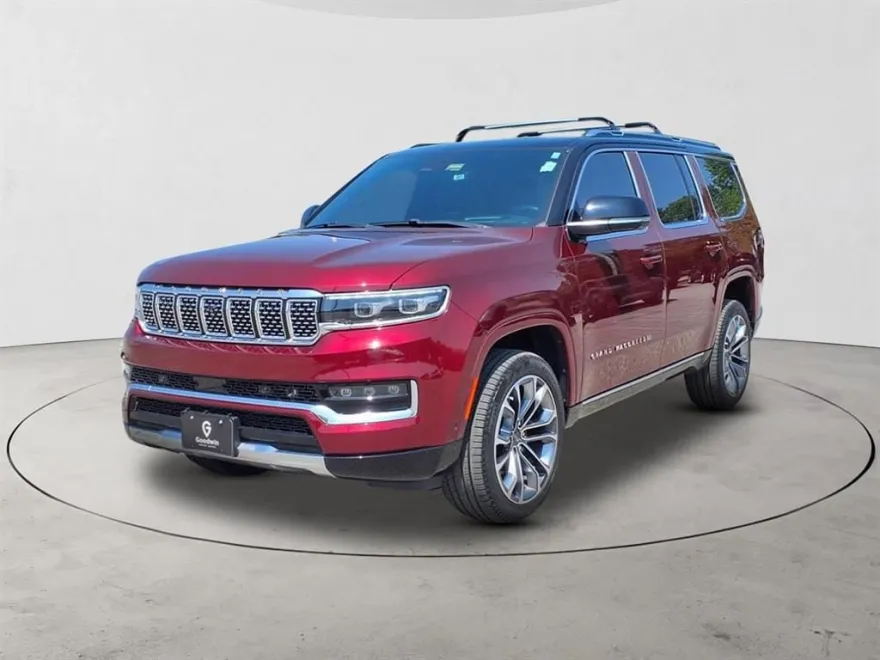 2023 Jeep Grand Wagoneer III photo 1