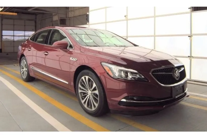 2019 Buick LaCrosse Essence photo 1