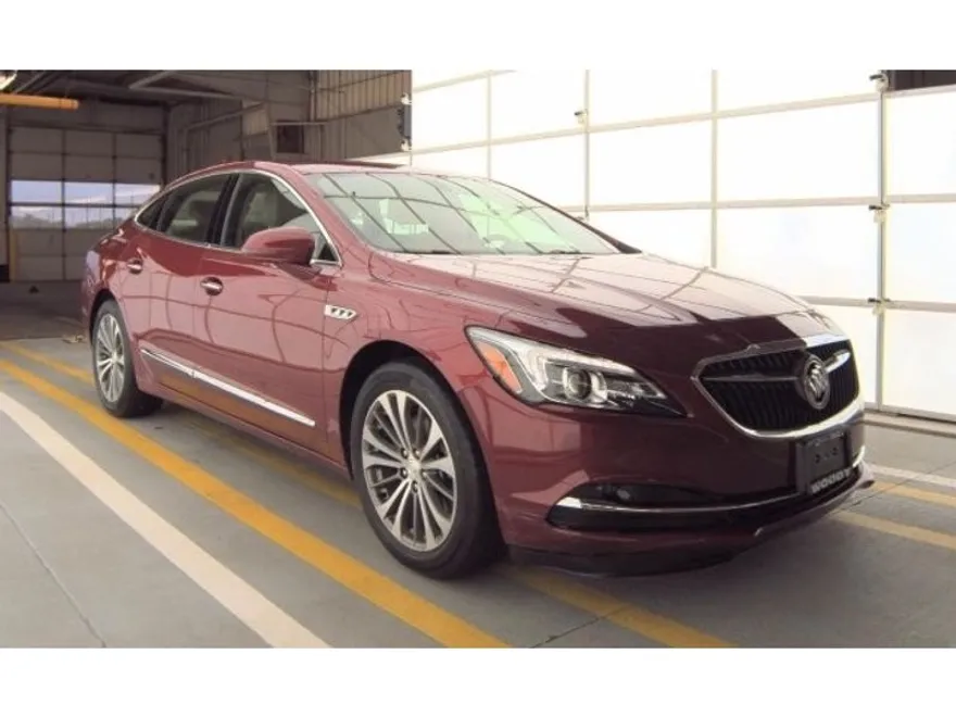 2019 Buick LaCrosse Essence photo 1