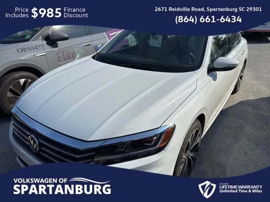 2021 Volkswagen Passat 2.0T SE photo 1