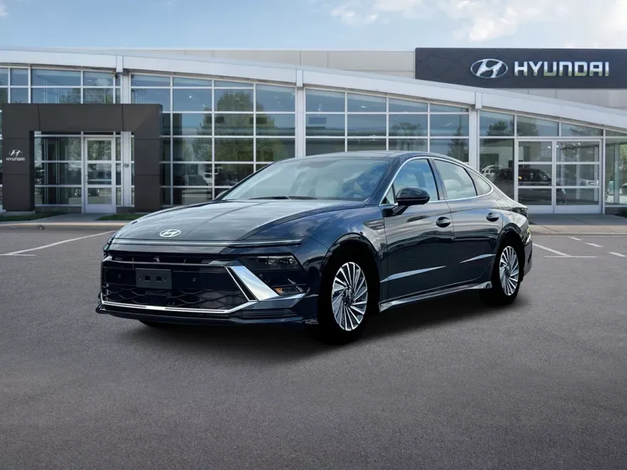 2025 Hyundai Sonata Hybrid Limited photo 1