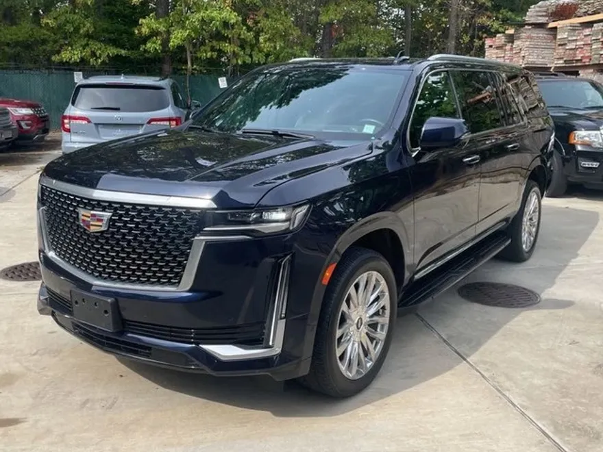 2023 Cadillac Escalade ESV Premium Luxury photo 1