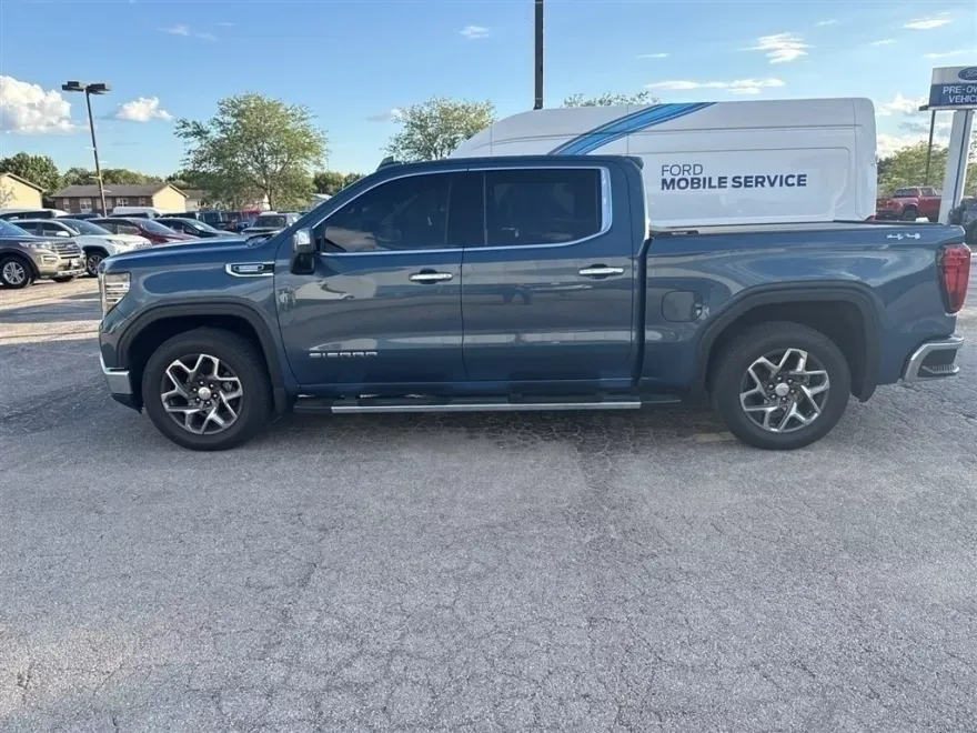 2024 Gmc Sierra 1500 SLT photo 1