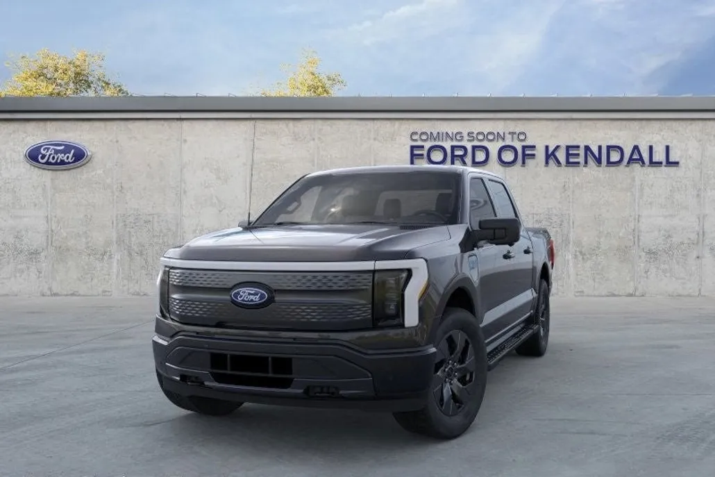 2025 Ford F-150 Lightning photo 1