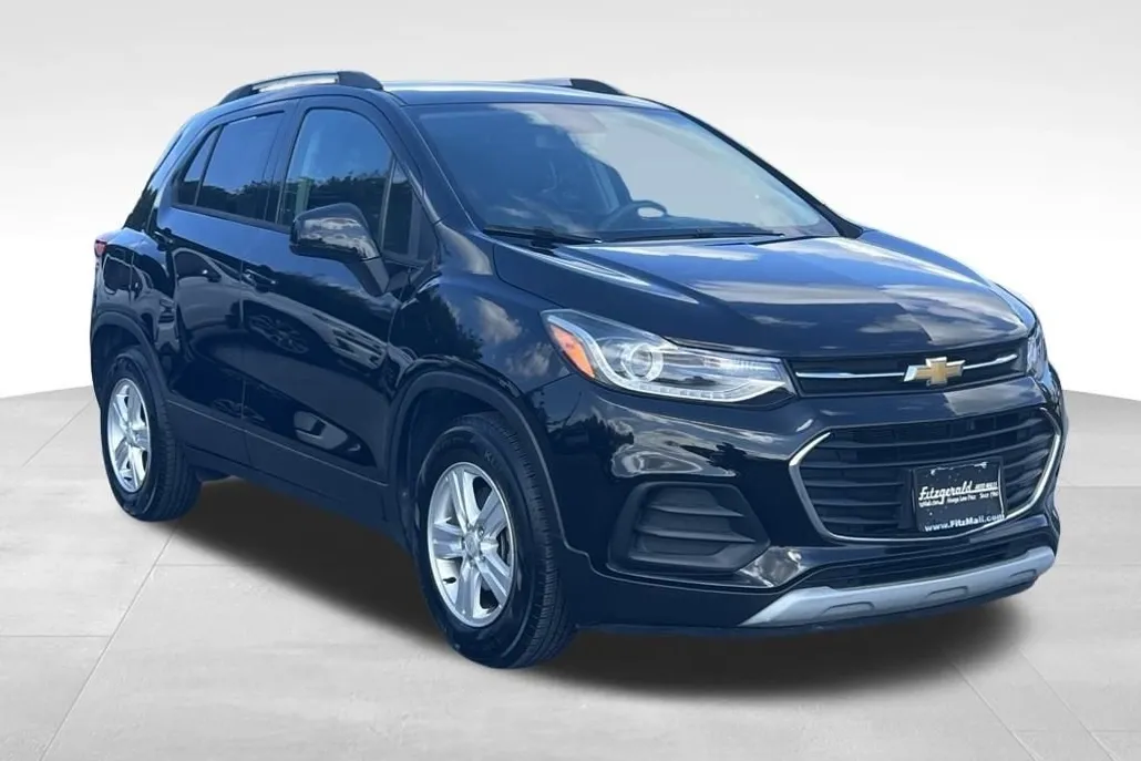 2021 Chevrolet Trax LT photo 1