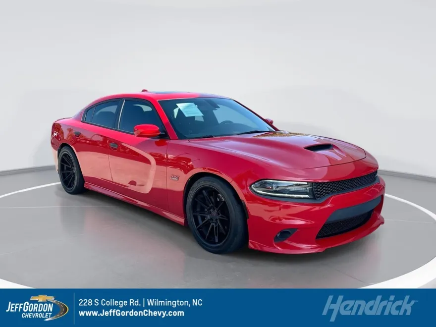 2018 Dodge Charger R/T Scat Pack photo 1