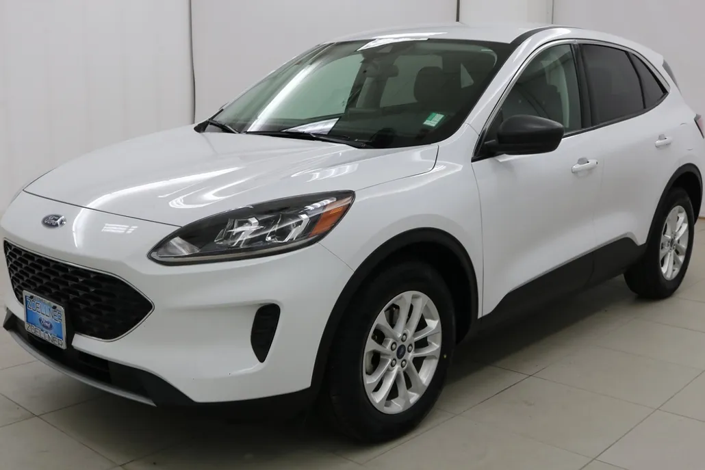 2022 Ford Escape SE photo 1