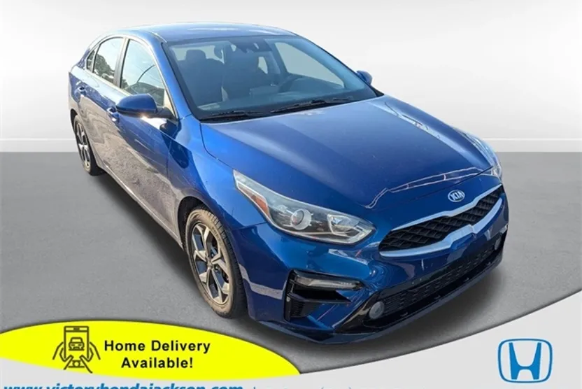 2020 Kia Forte LXS photo 1