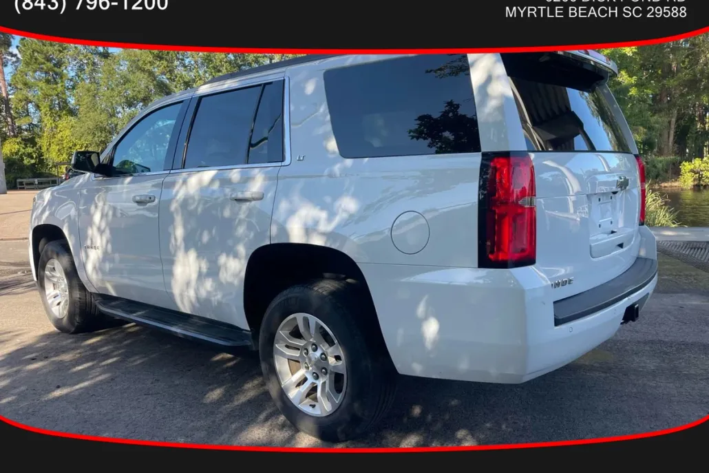 2018 Chevrolet Tahoe LT photo 1