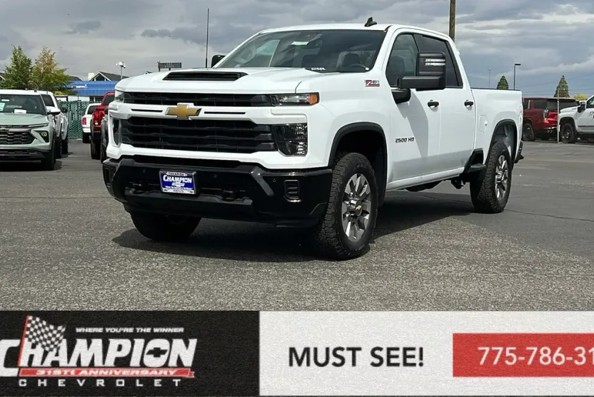 2025 Chevrolet Silverado 2500HD Custom photo 1