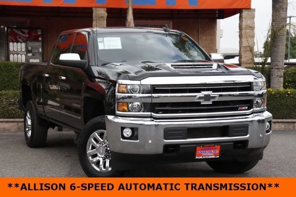 2018 Chevrolet Silverado 2500HD LTZ photo 1