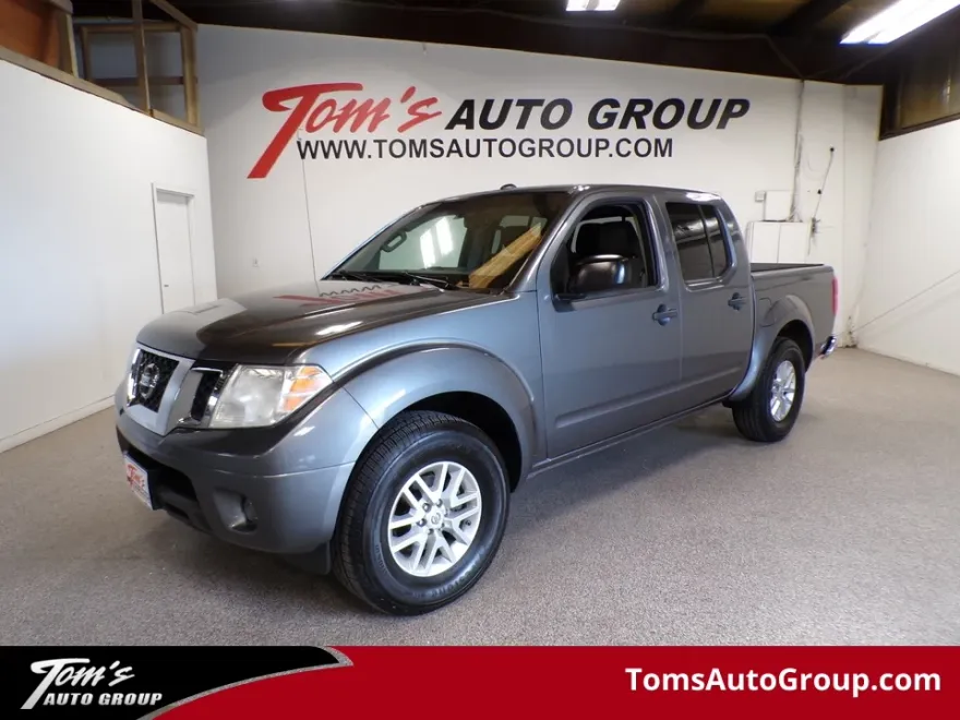 2017 Nissan Frontier SV photo 1