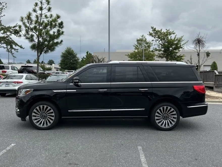 2018 Lincoln Navigator L Reserve photo 1