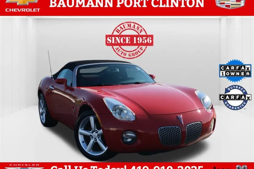 2009 Pontiac Solstice Base photo 1
