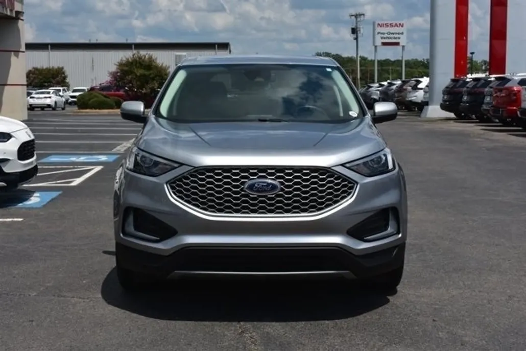 2023 Ford Edge SEL photo 1