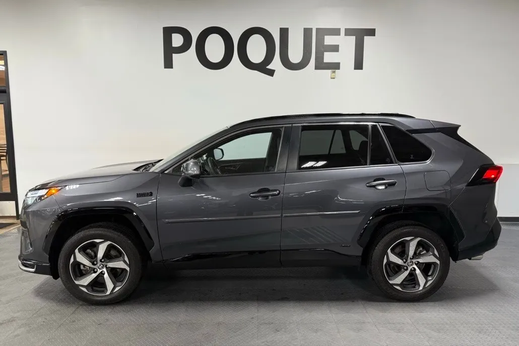 2024 Toyota RAV4 Prime SE photo 1