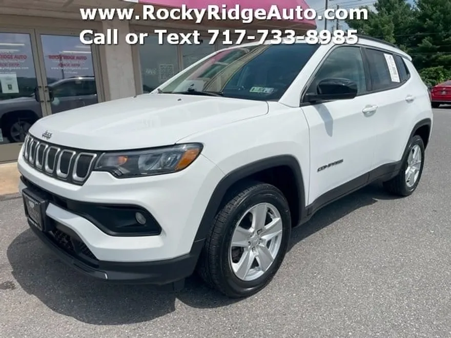 2022 Jeep Compass Latitude photo 1