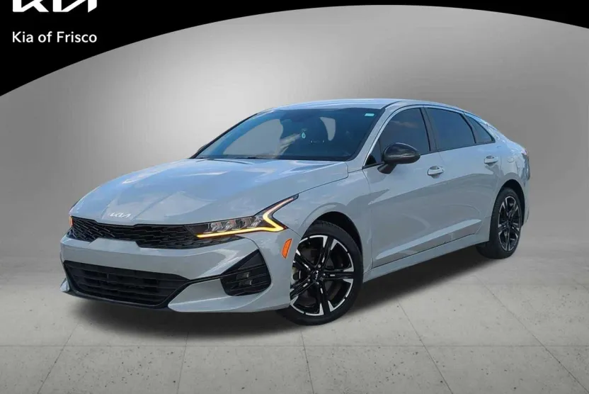 2023 Kia K5 GT-Line photo 1
