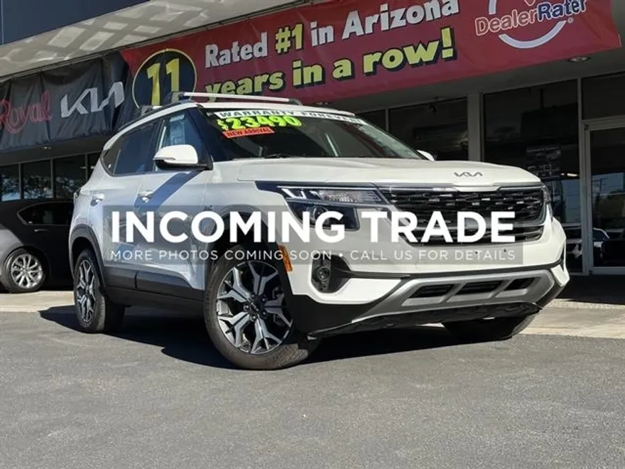 2023 Kia Seltos EX photo 1