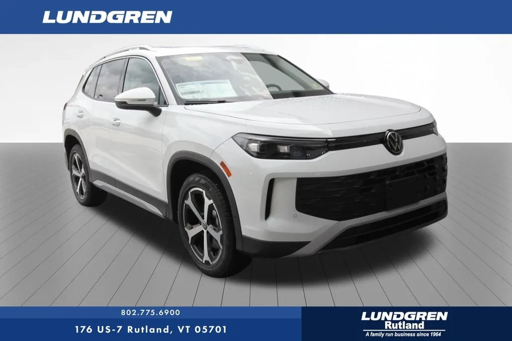 2025 Volkswagen Tiguan SE photo 1