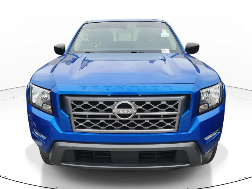 2024 Nissan Frontier Crew Cab SV photo 1