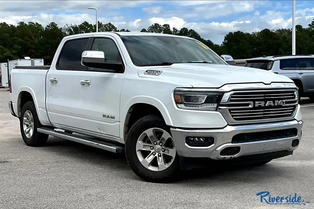 2022 Ram 1500 Laramie photo 1