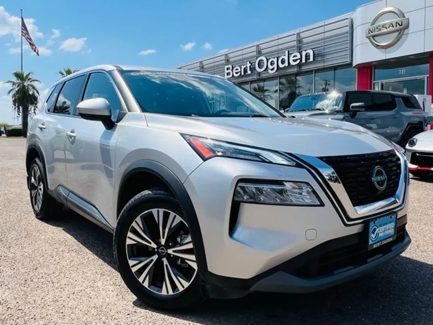 2023 Nissan Rogue SV photo 1