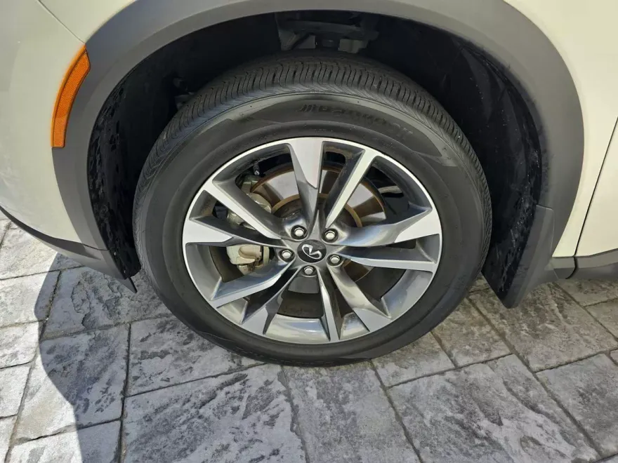 2025 Infiniti QX60 Luxe photo 1
