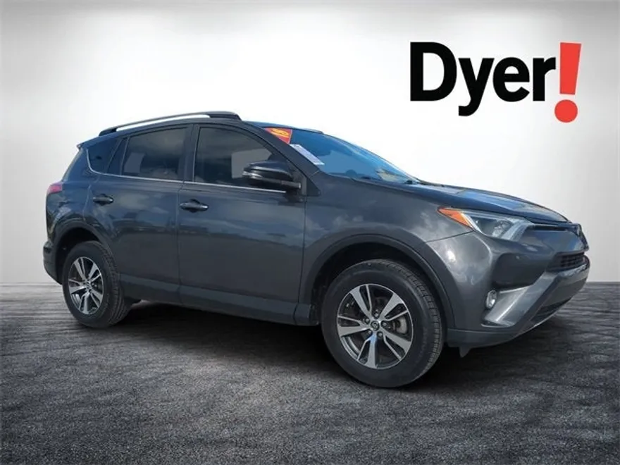 2018 Toyota RAV4 XLE photo 1