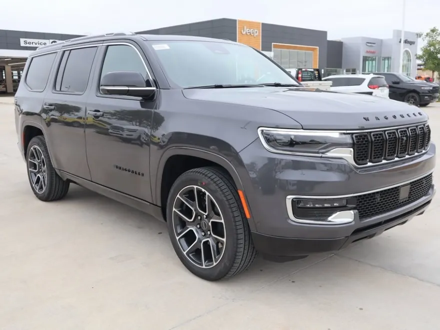 2025 Jeep Wagoneer Series III photo 1