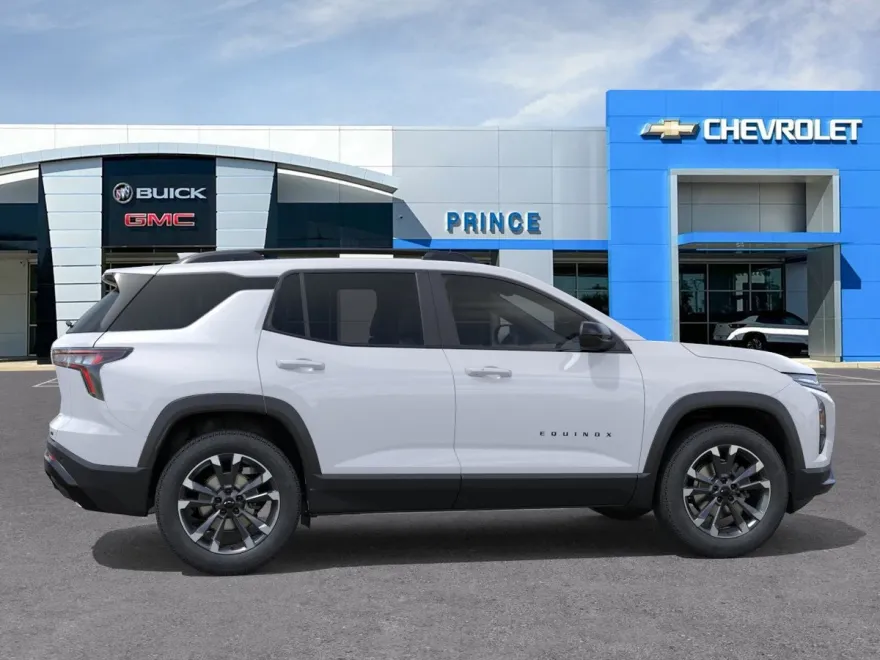 2026 Chevrolet Equinox RS photo 1