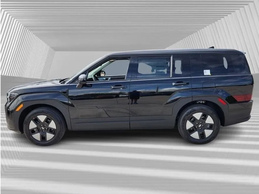 2026 Hyundai Santa Fe SE photo 1