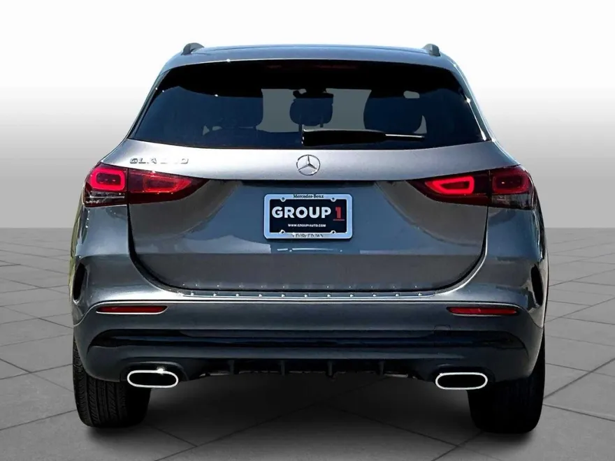 2023 Mercedes Benz GLA 250 photo 1