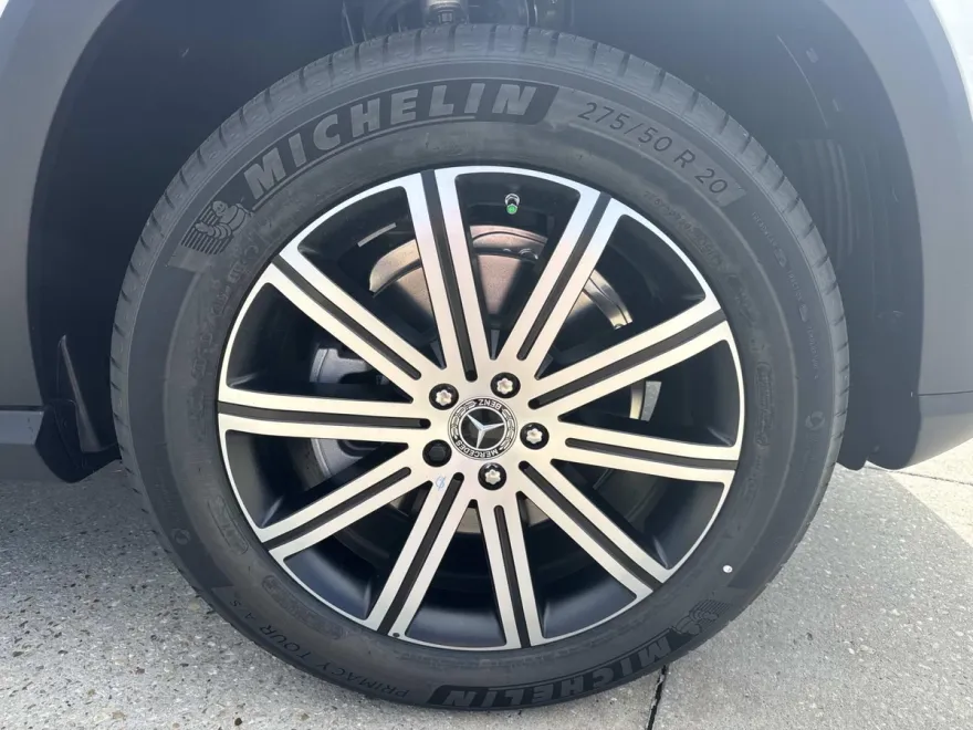 2026 Mercedes Benz GLE 350 4MATIC photo 1